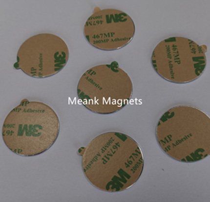 Zelfklevende neodymium magneten